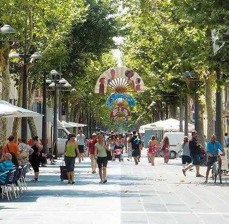 Carros 19 아파트 Vilanova i la Geltrú